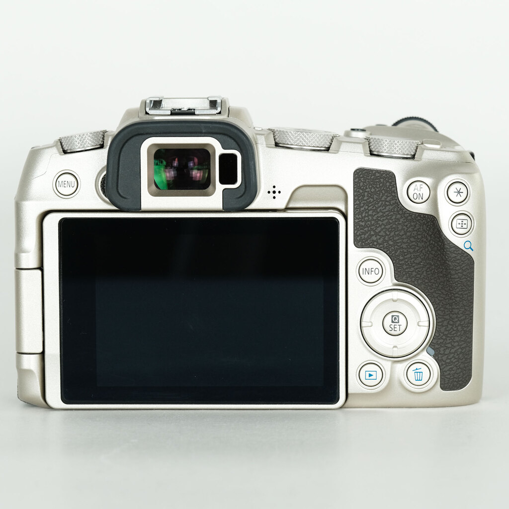 Canon EOS RP ボディ ゴールドの出品 | ONE SCENE（ワンシーン）