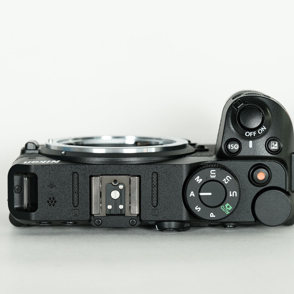 ショット数18,169枚★美品★ NIKON Z30 ボディ Nikon Z30 ボディ｜新品通販フジヤカメラ