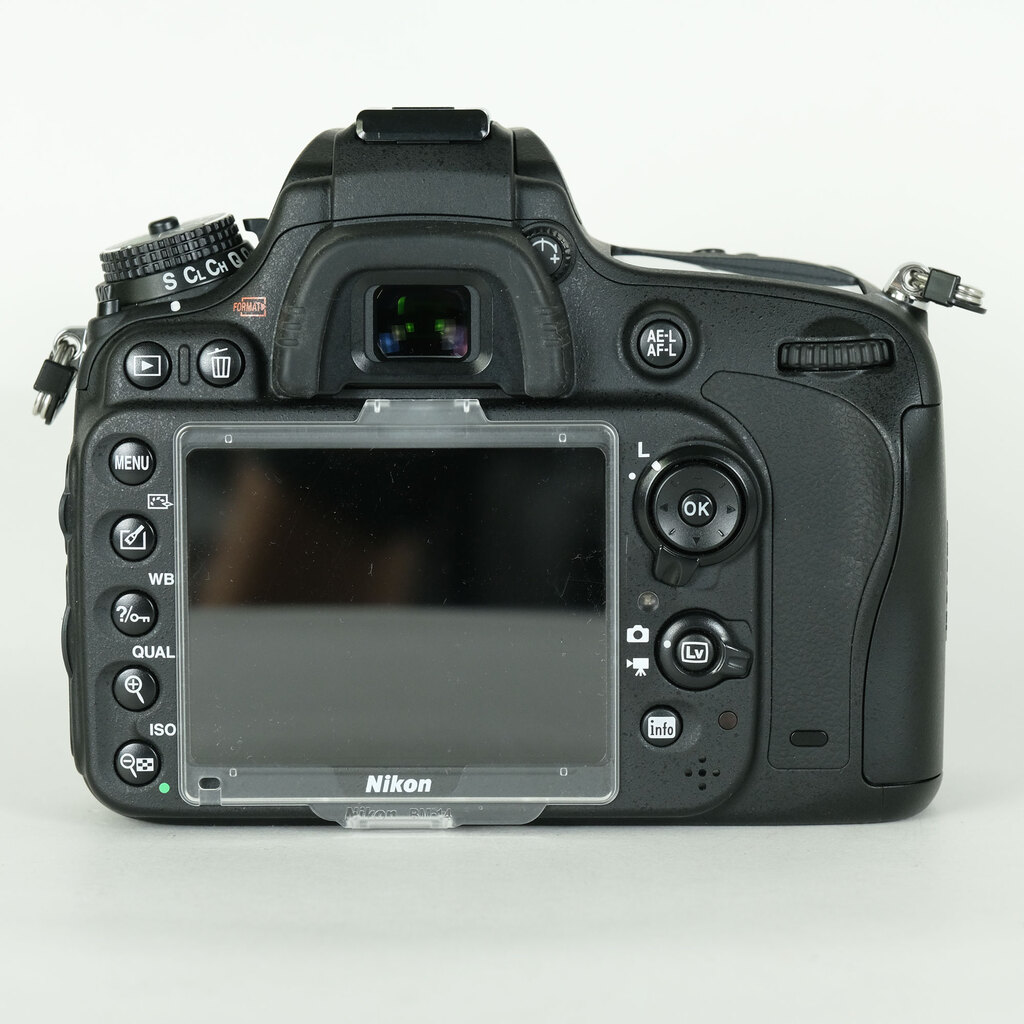 Nikon D610