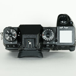 FUJIFILM X-H1 FUJIFILM X-H1