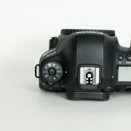 Canon EOS 6D Mark II Canon EOS 6D Mark II
