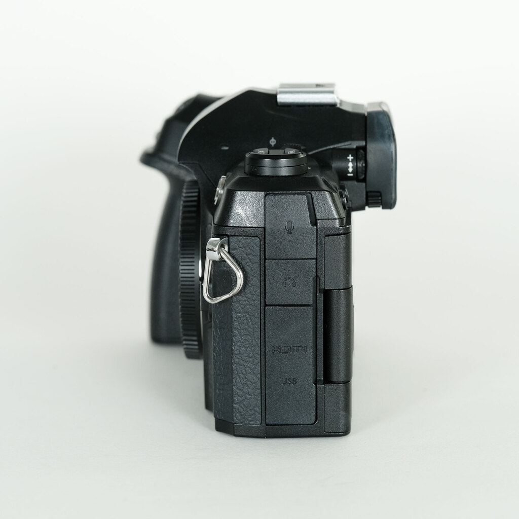 OM SYSTEM OM-1 OM SYSTEM OM-1