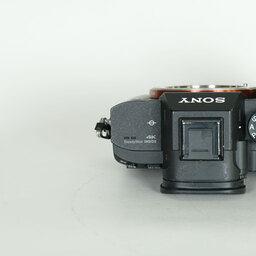 SONY α7 III(ILCE-7M3) SONY α7 III(ILCE-7M3)