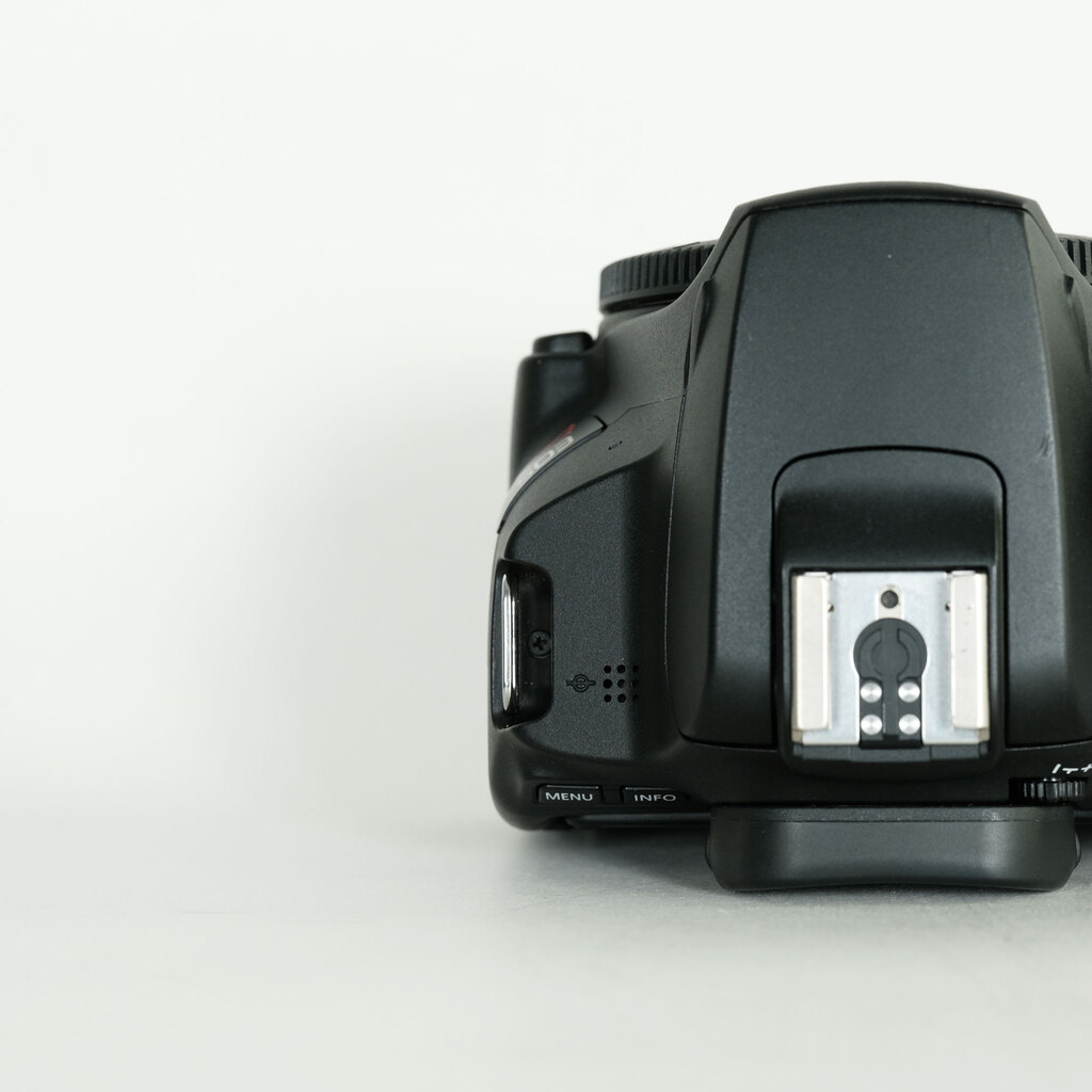 Canon EOS Kiss X10 Canon EOS Kiss X10