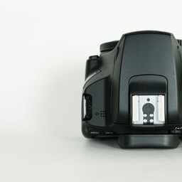 Canon EOS Kiss X10 Canon EOS Kiss X10