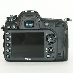Nikon D7200 バッテリーパックキット Nikon D7200 バッテリーパックキット