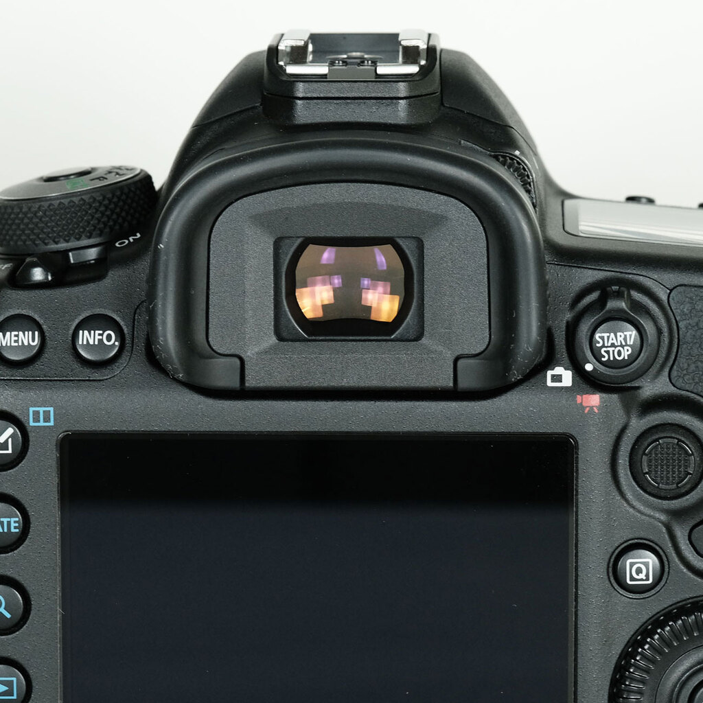 Canon EOS 5D Mark IV Canon EOS 5D Mark IV