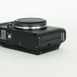 FUJIFILM X-M1 ボディ ブラック FUJIFILM X-M1 ボディ ブラック