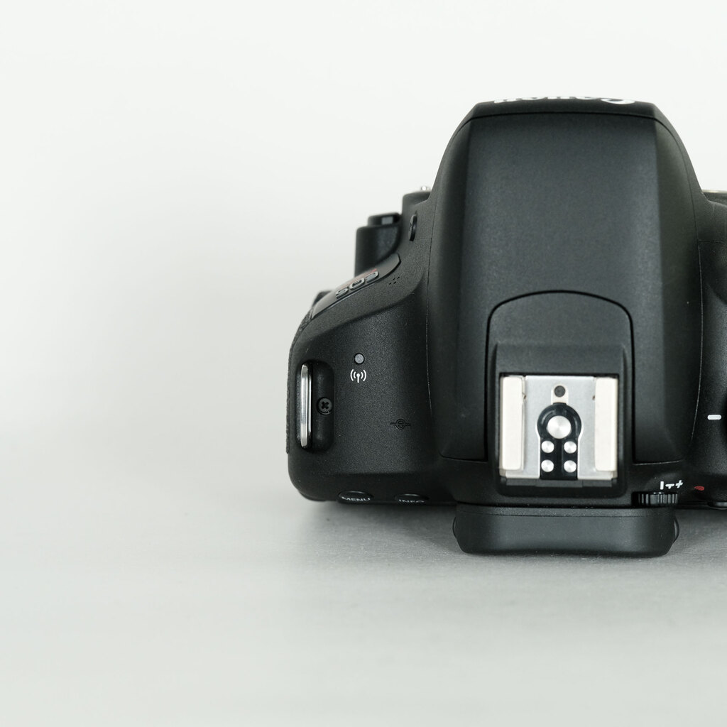 Canon EOS Kiss X9i