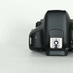 Canon EOS Kiss X9i