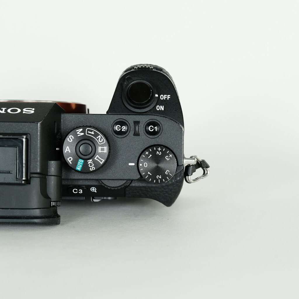 SONY α7R II(ILCE-7RM2) SONY α7R II(ILCE-7RM2)