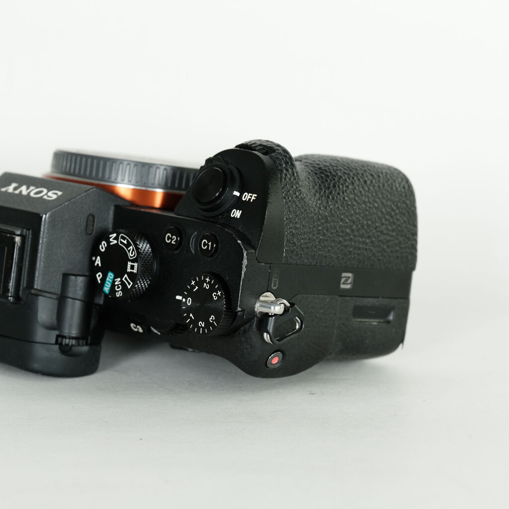 SONY α7 II(ILCE-7M2) SONY α7 II(ILCE-7M2)