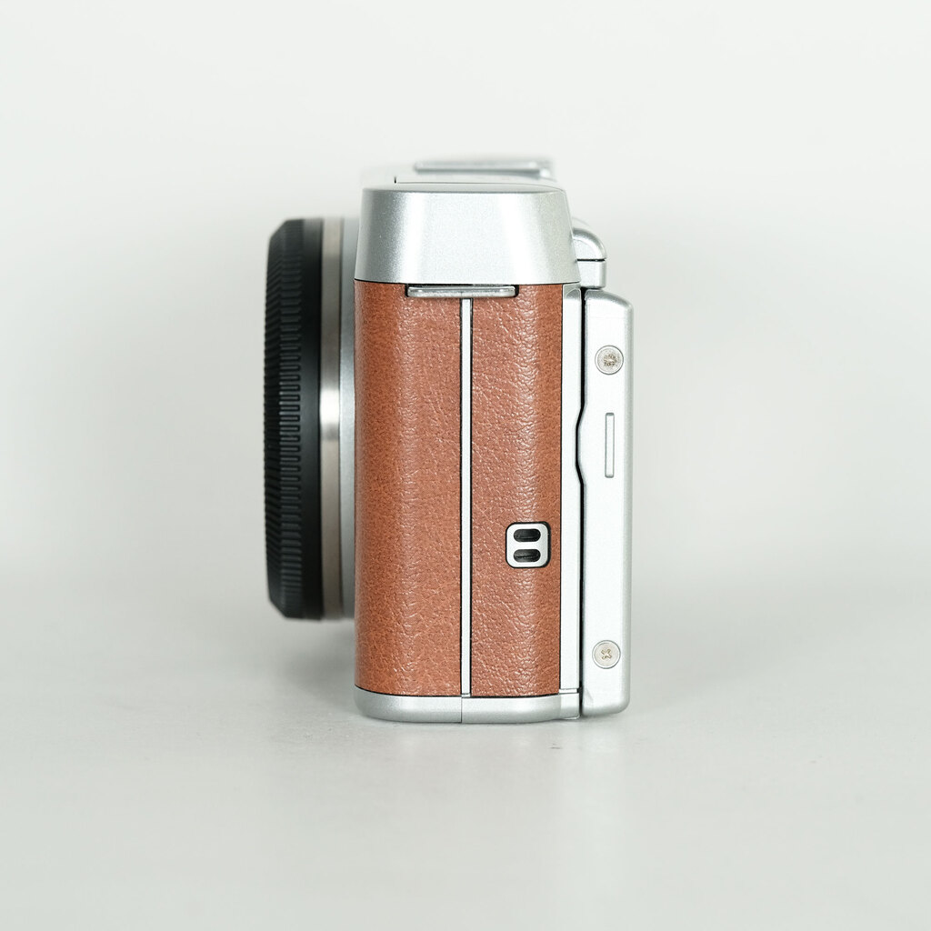 FUJIFILM X-M1 中古美品　XC16-50レンズ　純正ボディケース付属 FUJIFILM 中古 1年保証 美品 X-M1 ボディ ブラック : Premier