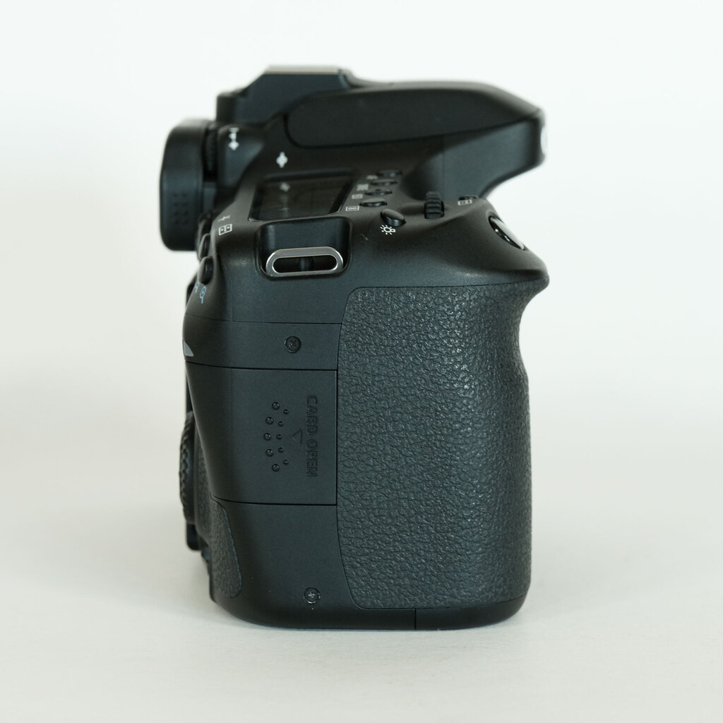 Canon EOS 80D Canon EOS 80D