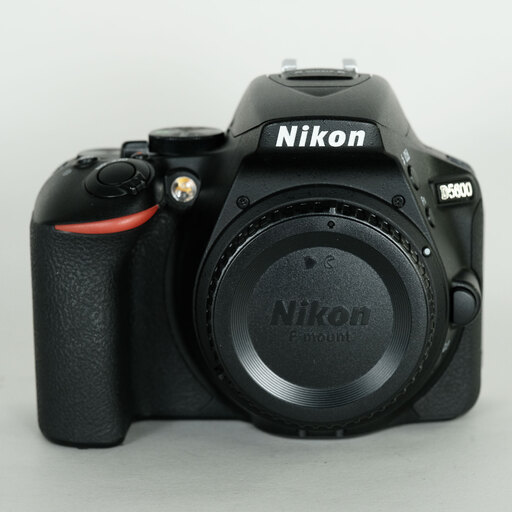 Nikon D5600 Nikon D5600