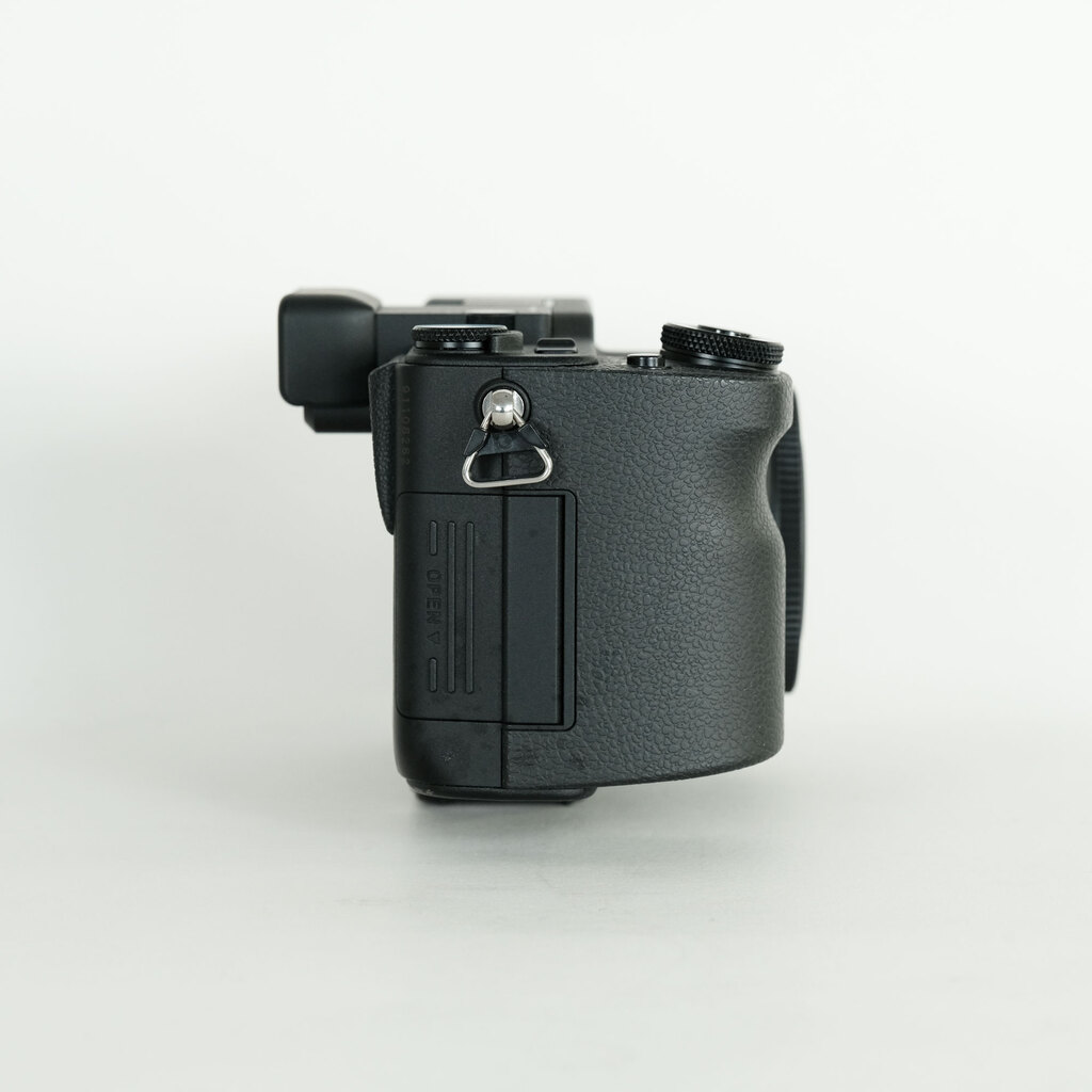 SIGMA sd Quattro & Art 30mm F1.4 DC HSM レンズキット SIGMA sd Quattro & Art 30mm F1.4 DC HSM レンズキット