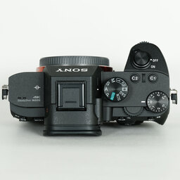 SONY α7 III(ILCE-7M3) SONY α7 III(ILCE-7M3)
