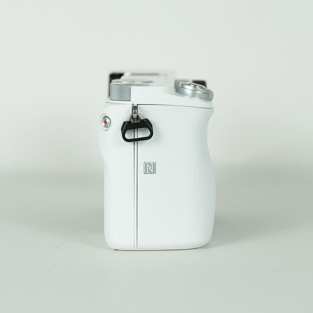 SONY α6000（ILCE-6000）