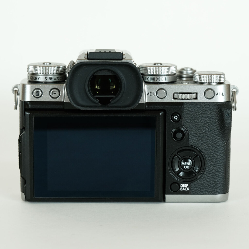 FUJIFILM X-T3 FUJIFILM X-T3