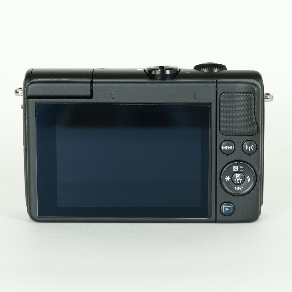 Canon EOS M100