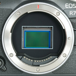 Canon EOS R7 Canon EOS R7