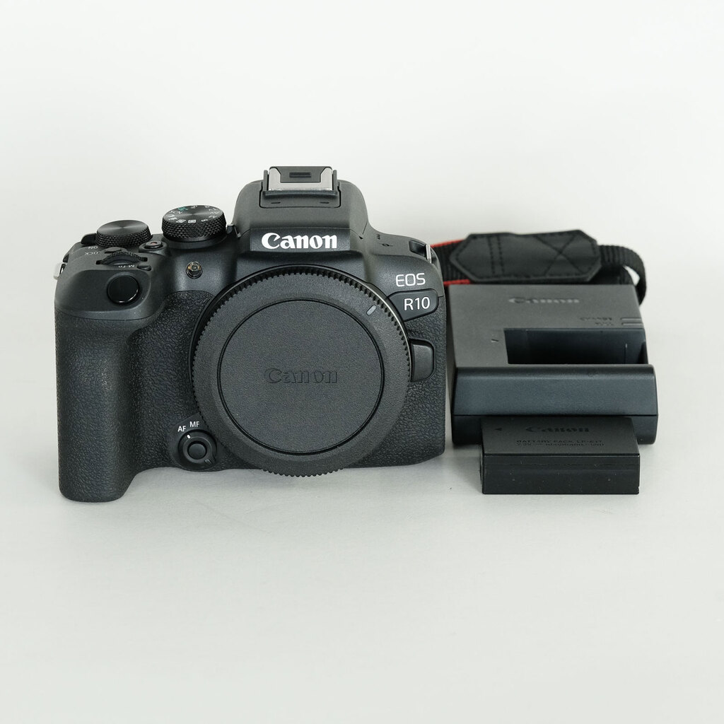Canon EOS R10 Canon EOS R10