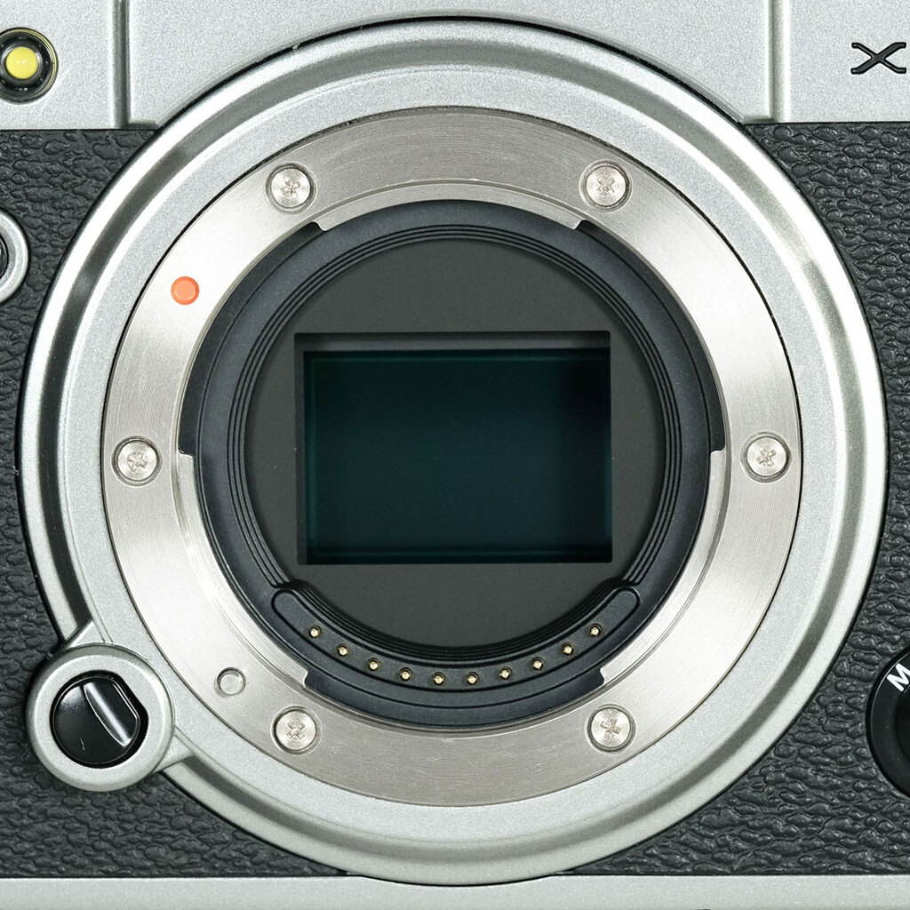 FUJIFILM X-T4 FUJIFILM X-T4