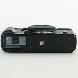 FUJIFILM X-Pro2 FUJIFILM X-Pro2