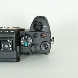 SONY α7 IV(ILCE-7M4) SONY α7 IV(ILCE-7M4)