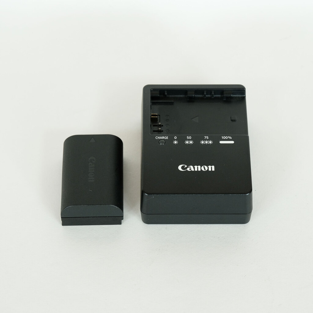 Canon EOS 7D Mark II Canon EOS 7D Mark II