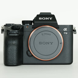 SONY α7 III(ILCE-7M3) SONY α7 III(ILCE-7M3)
