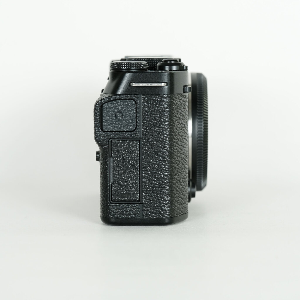 FUJIFILM X-M5 FUJIFILM X-M5