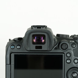 Canon EOS R6 Canon EOS R6