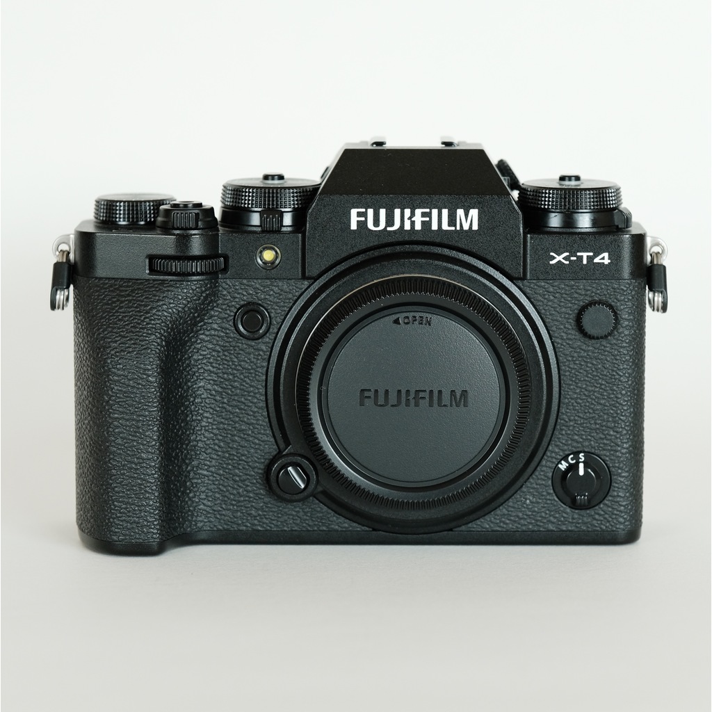 FUJIFILM X-T4