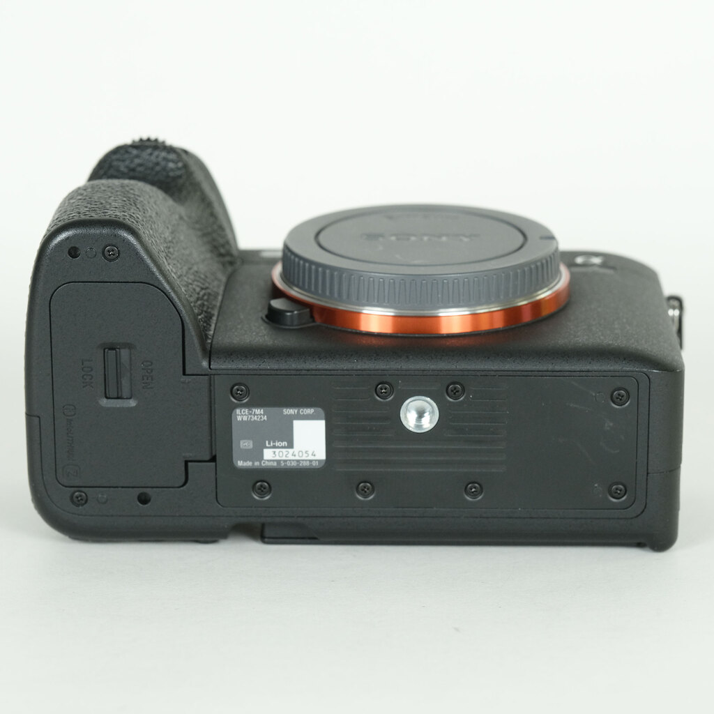 SONY α7 IV(ILCE-7M4) SONY α7 IV(ILCE-7M4)
