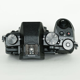 Panasonic LUMIX DMC-G8