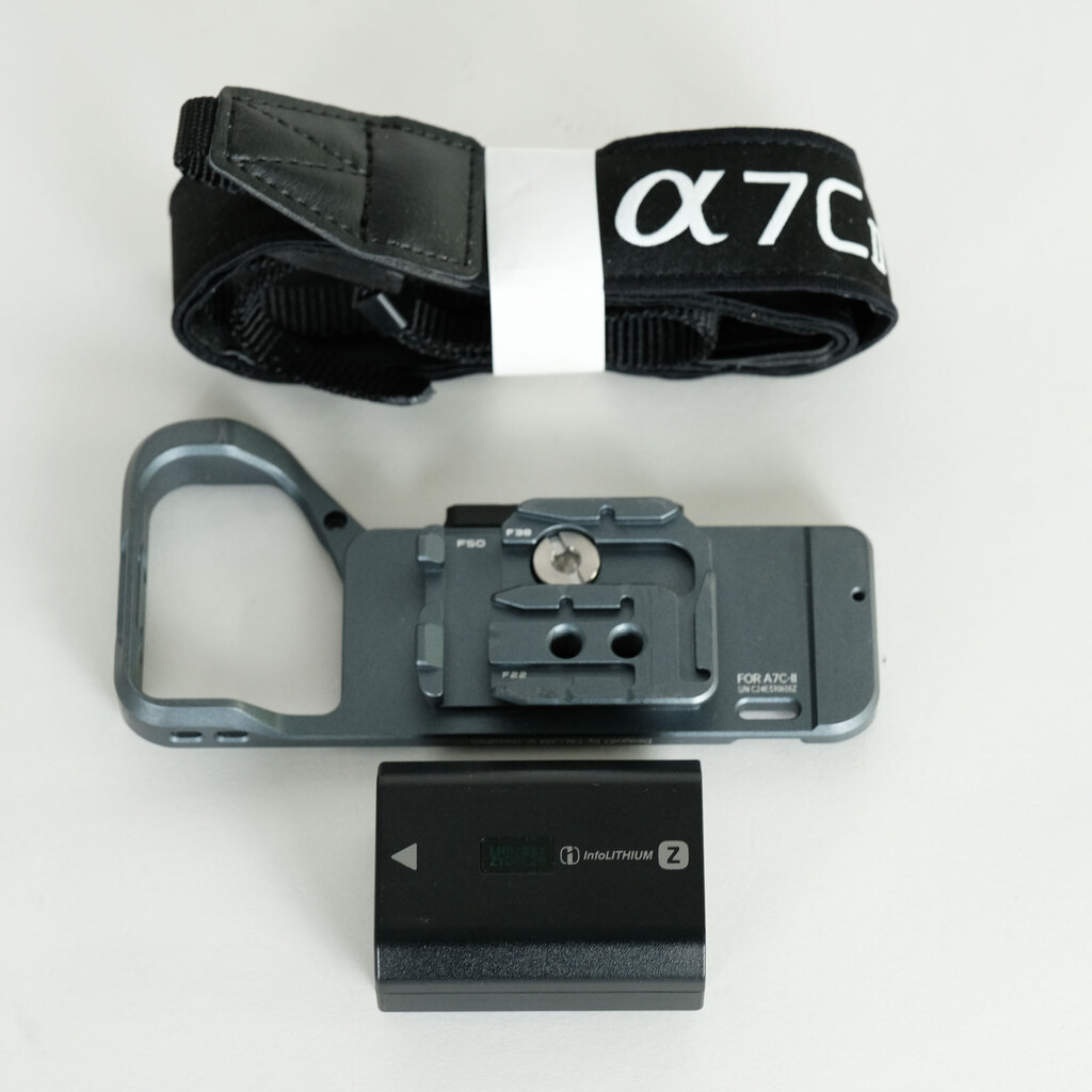 SONY α7C II(ILCE-7CM2) SONY α7C II(ILCE-7CM2)