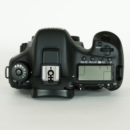Canon EOS 7D Mark II Canon EOS 7D Mark II