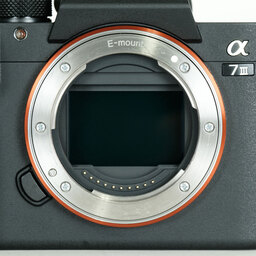 SONY α7 III(ILCE-7M3) SONY α7 III(ILCE-7M3)
