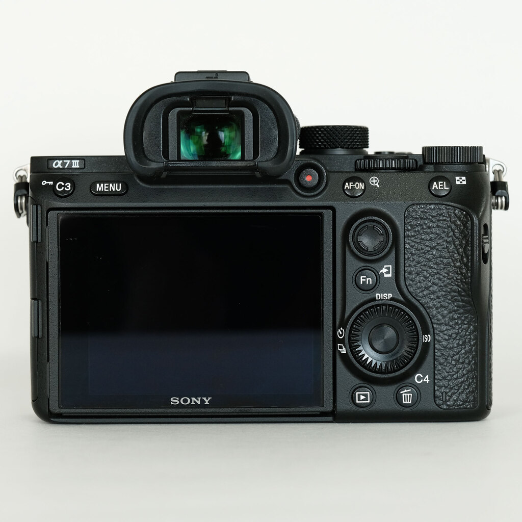 SONY α7 III(ILCE-7M3) SONY α7 III(ILCE-7M3)