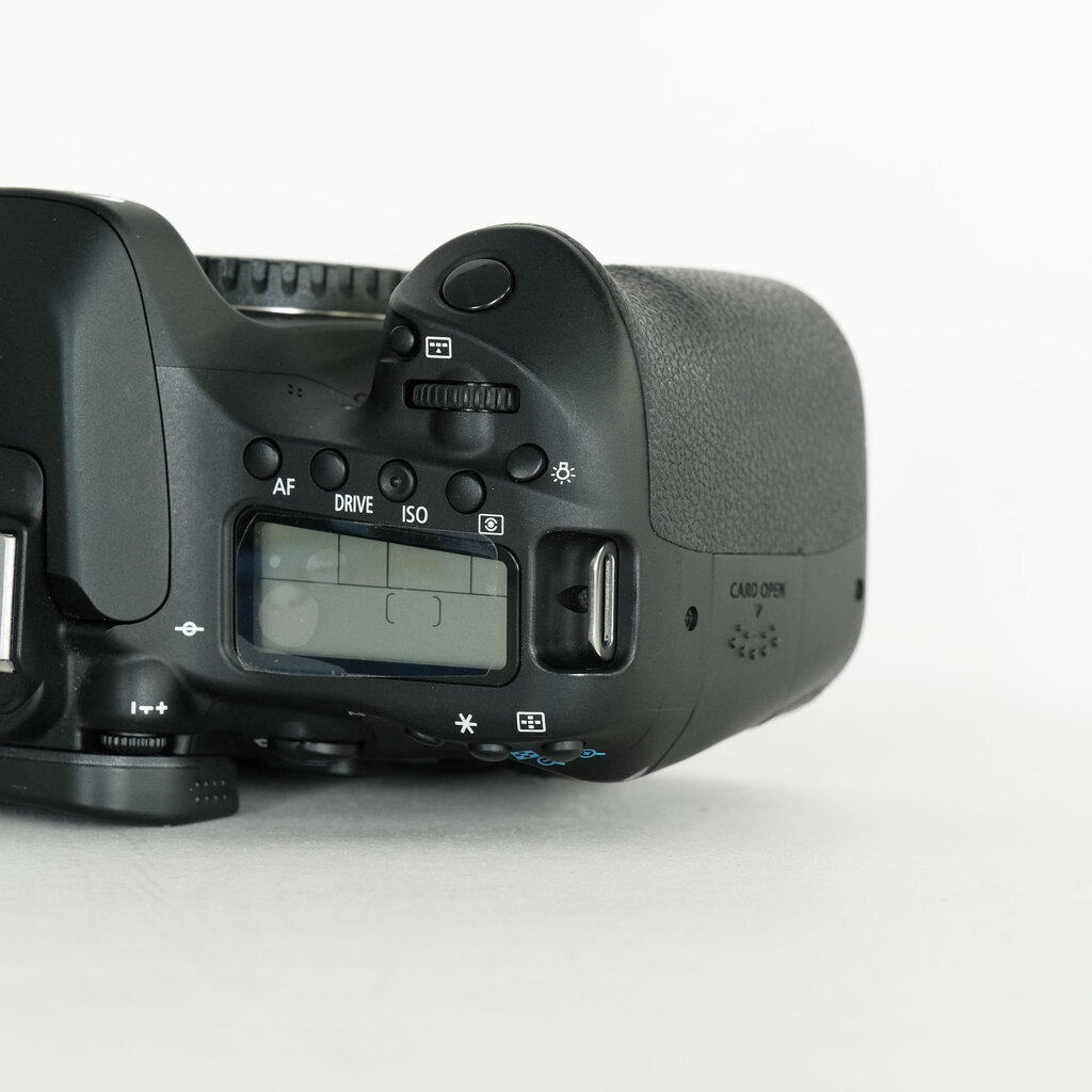 Canon EOS 80D Canon EOS 80D