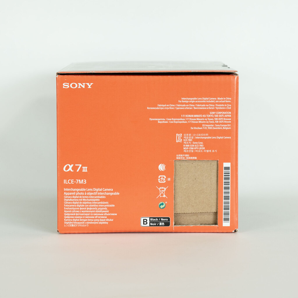 SONY α7 III(ILCE-7M3) SONY α7 III(ILCE-7M3)