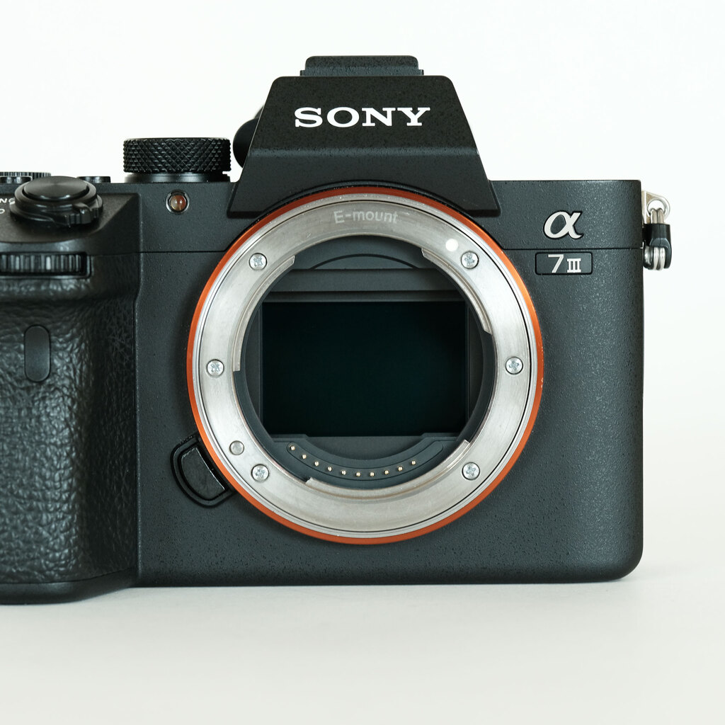 SONY α7 III(ILCE-7M3) SONY α7 III(ILCE-7M3)