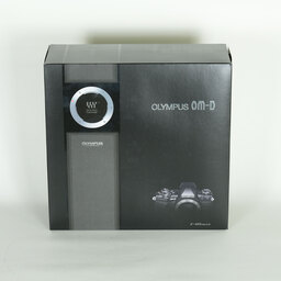 OLYMPUS OM-D E-M5 Mark II OLYMPUS OM-D E-M5 Mark II