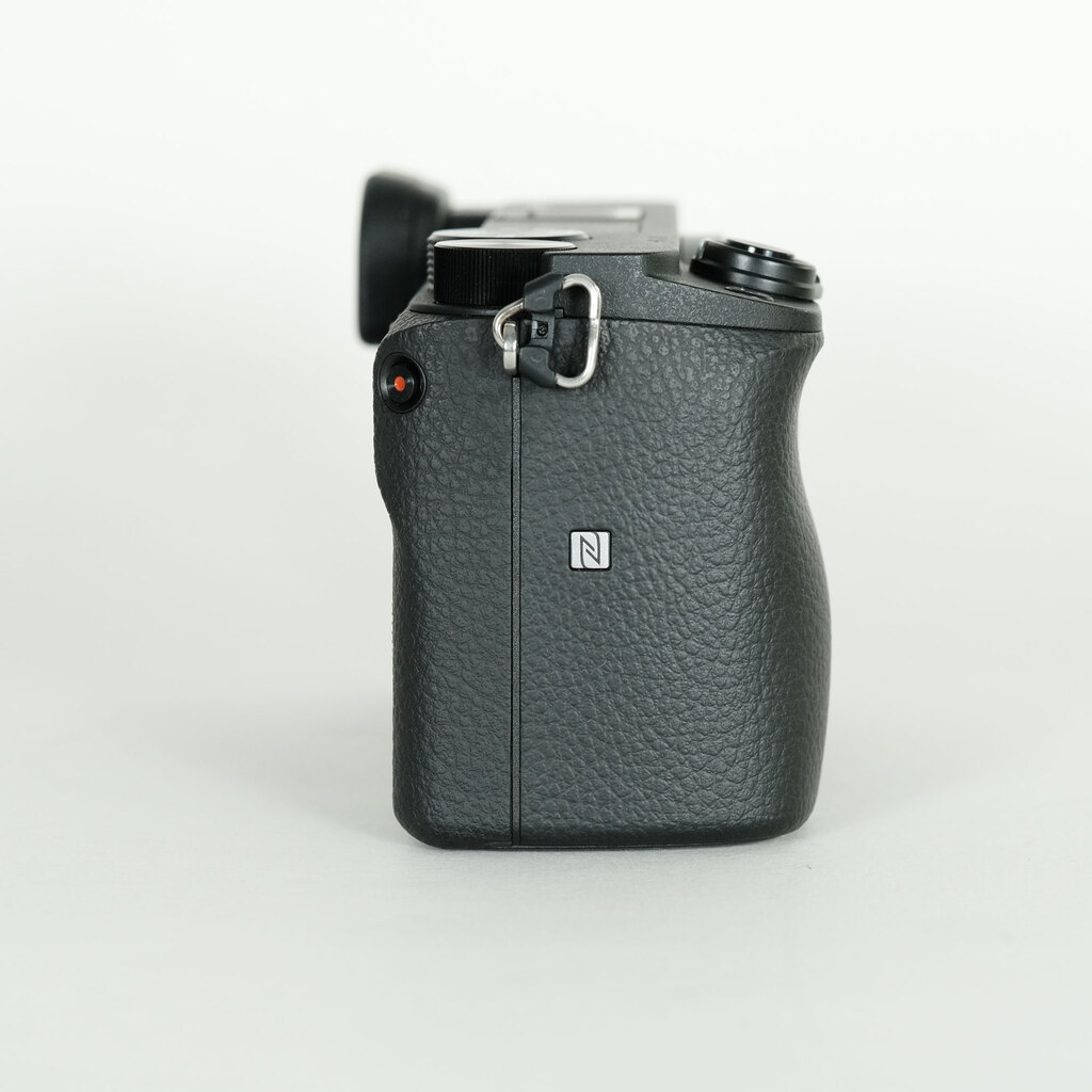 SONY α6400（ILCE-6400）