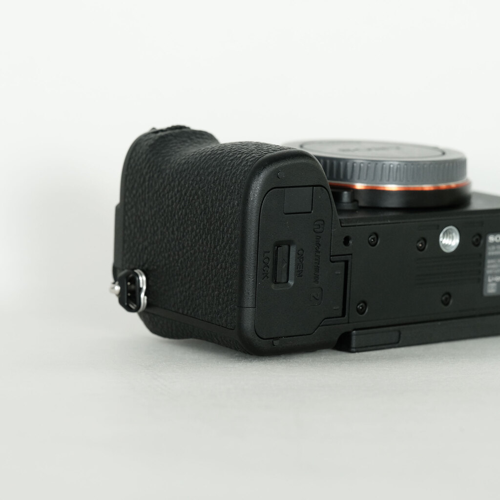 ソニー(SONY) α7C II ボディ(シルバー) フルサイズミラーレス
