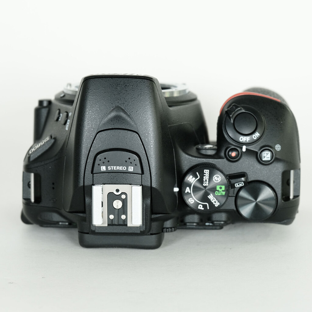 Nikon D5600