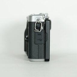 Canon EOS M6 Canon EOS M6