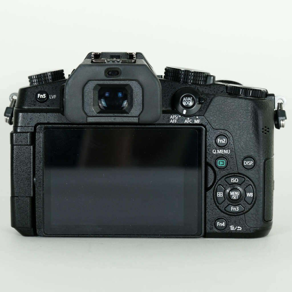 Panasonic LUMIX DMC-G8 Panasonic LUMIX DMC-G8