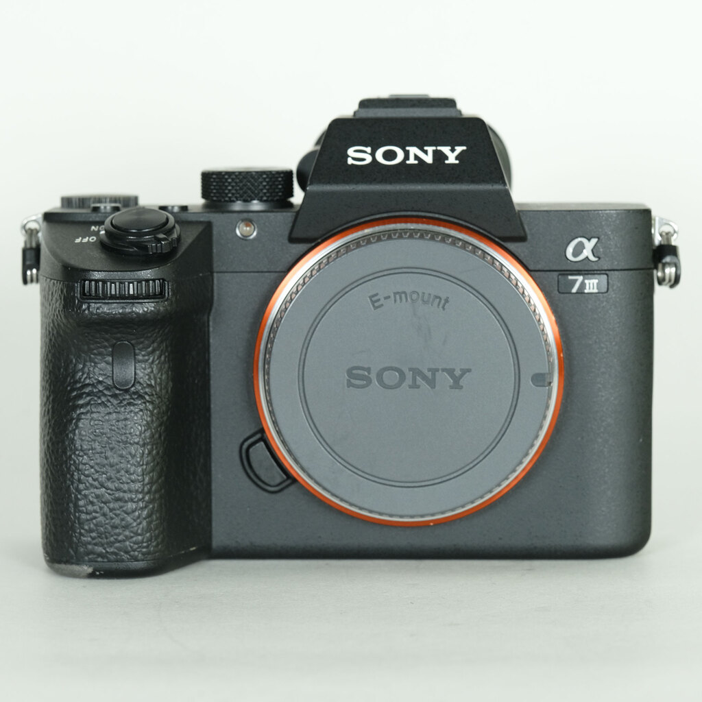 SONY α7 III(ILCE-7M3) SONY α7 III(ILCE-7M3)